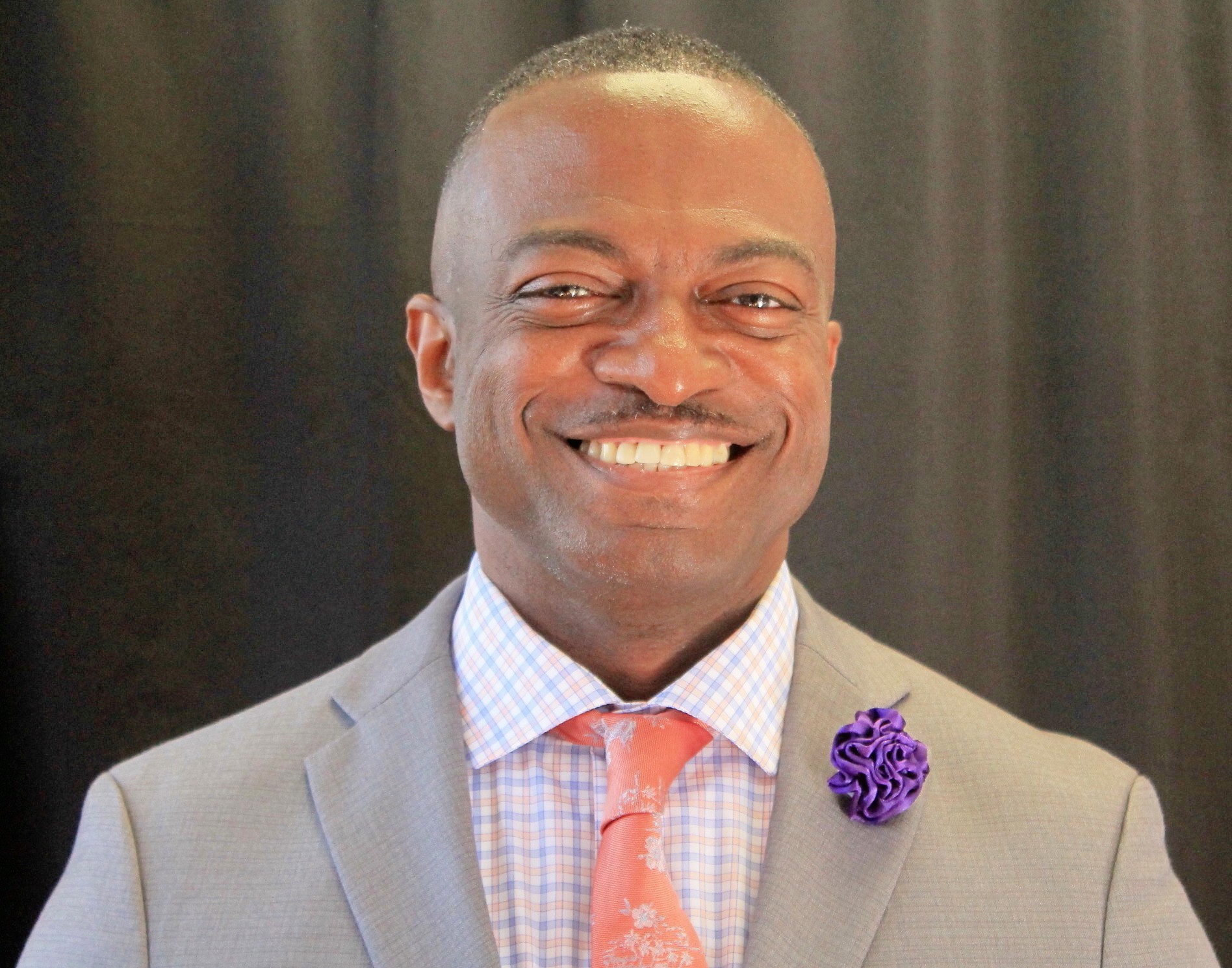 Ricky Robertson headshot